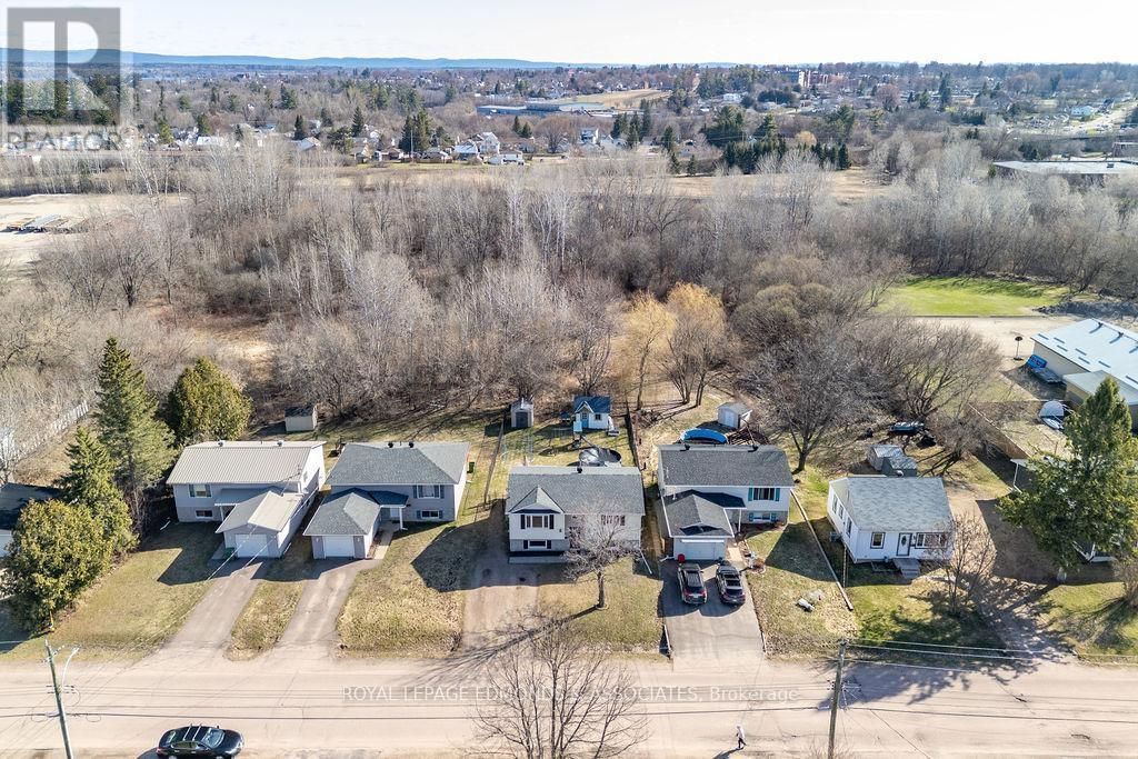 317 JULIEN STREET Image 46