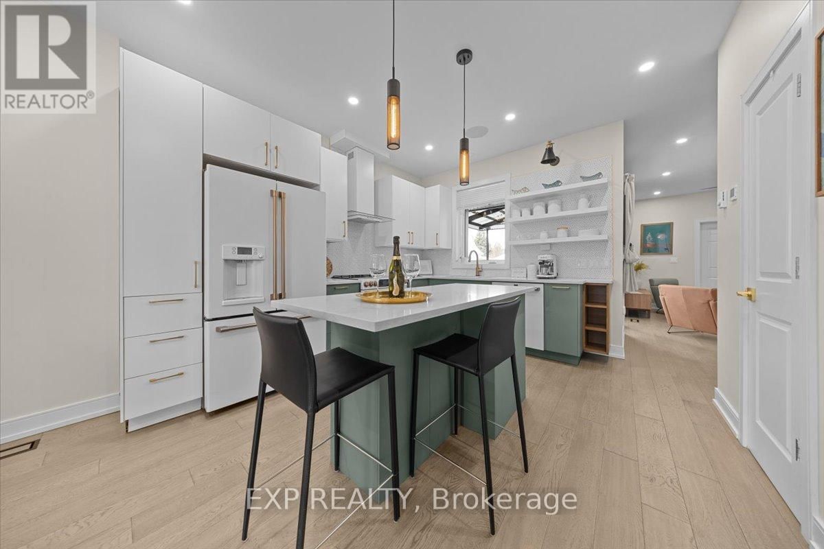 185 DESCHAMPS AVENUE Image 12