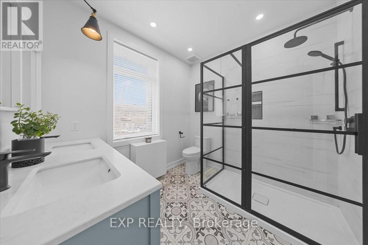 185 DESCHAMPS AVENUE Image 31