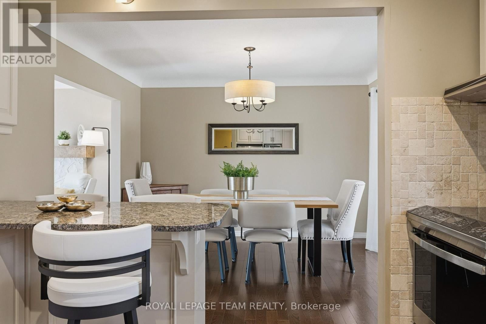 128 WELBORNE AVENUE Image 11