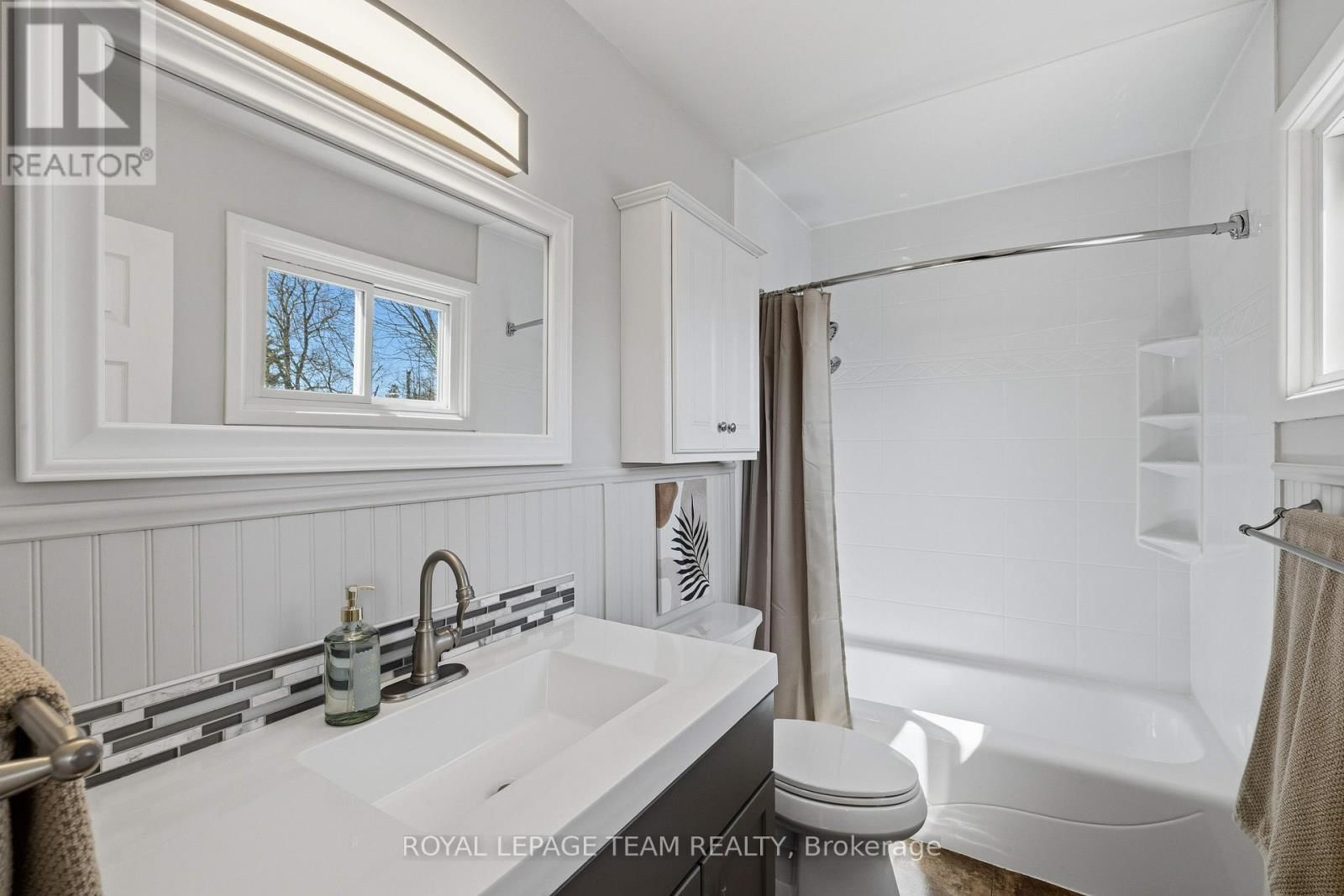 128 WELBORNE AVENUE Image 18