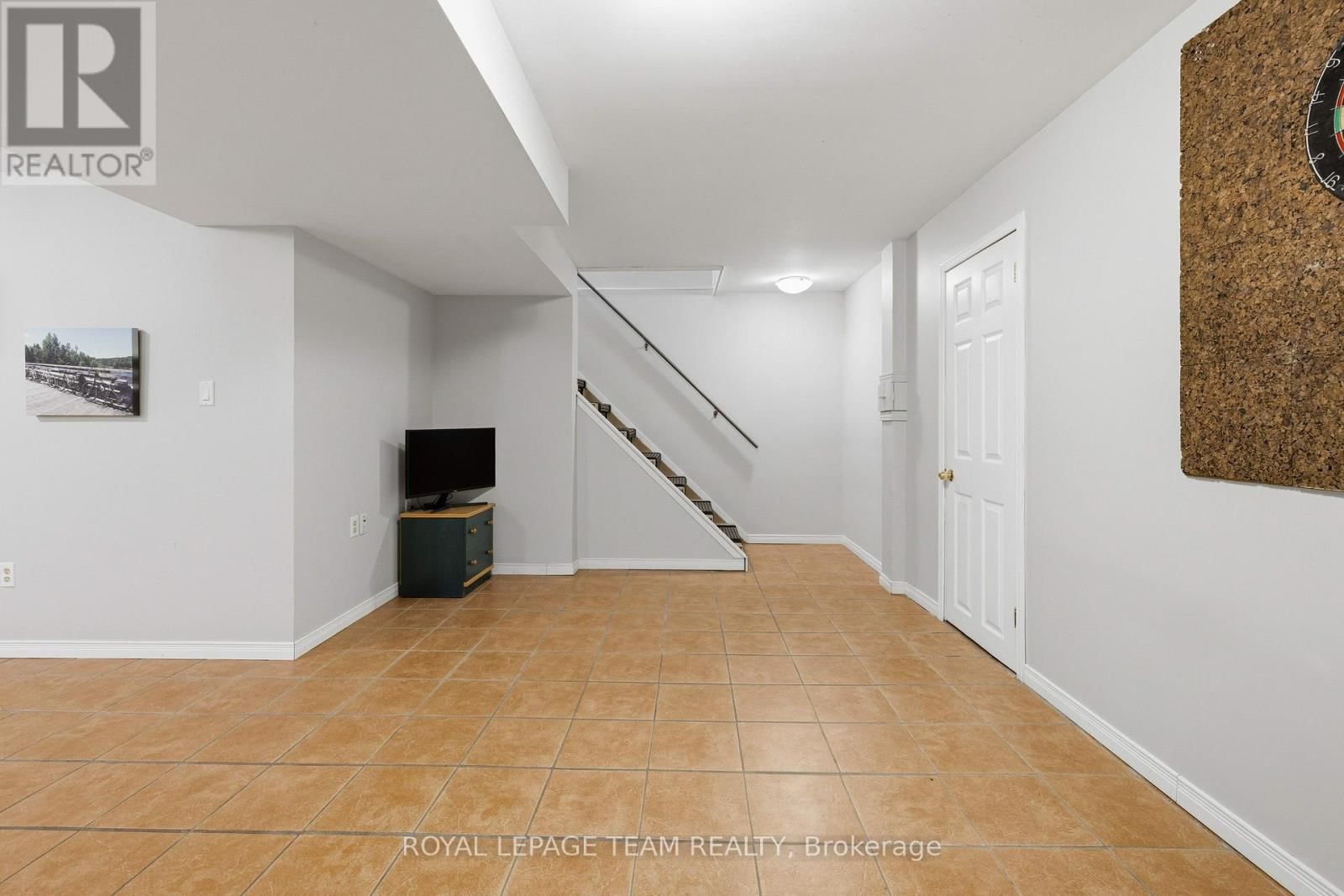 128 WELBORNE AVENUE Image 30