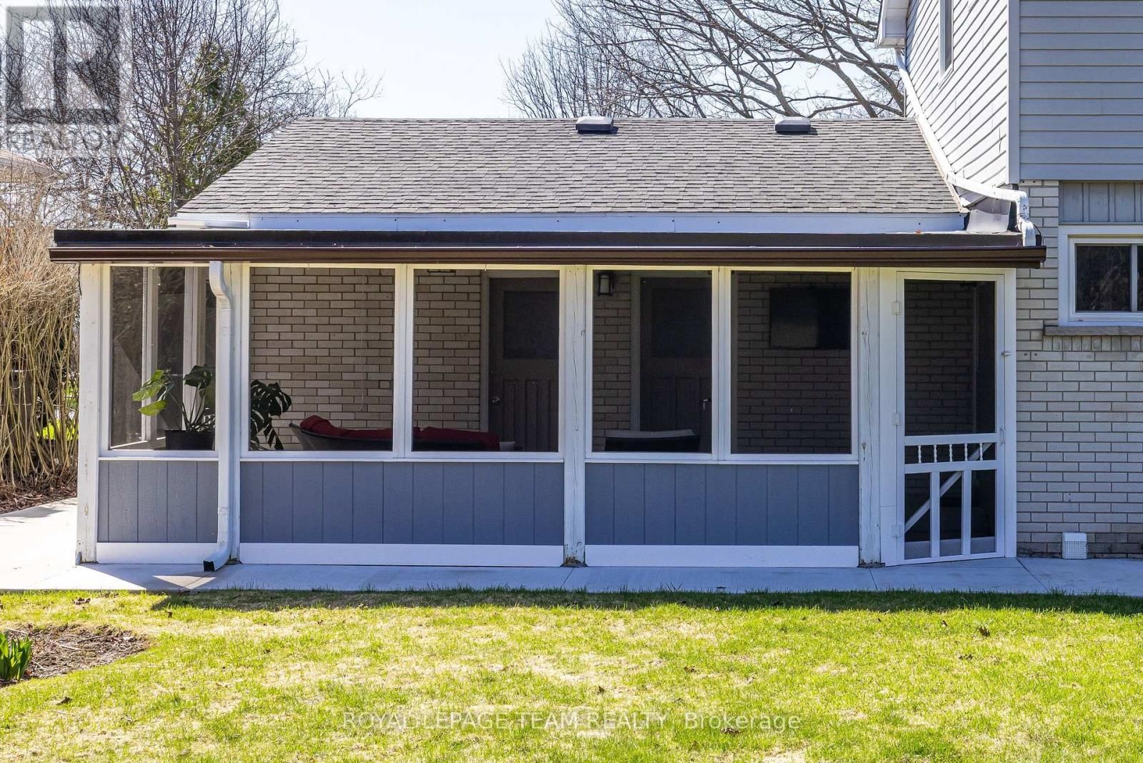 128 WELBORNE AVENUE Image 37