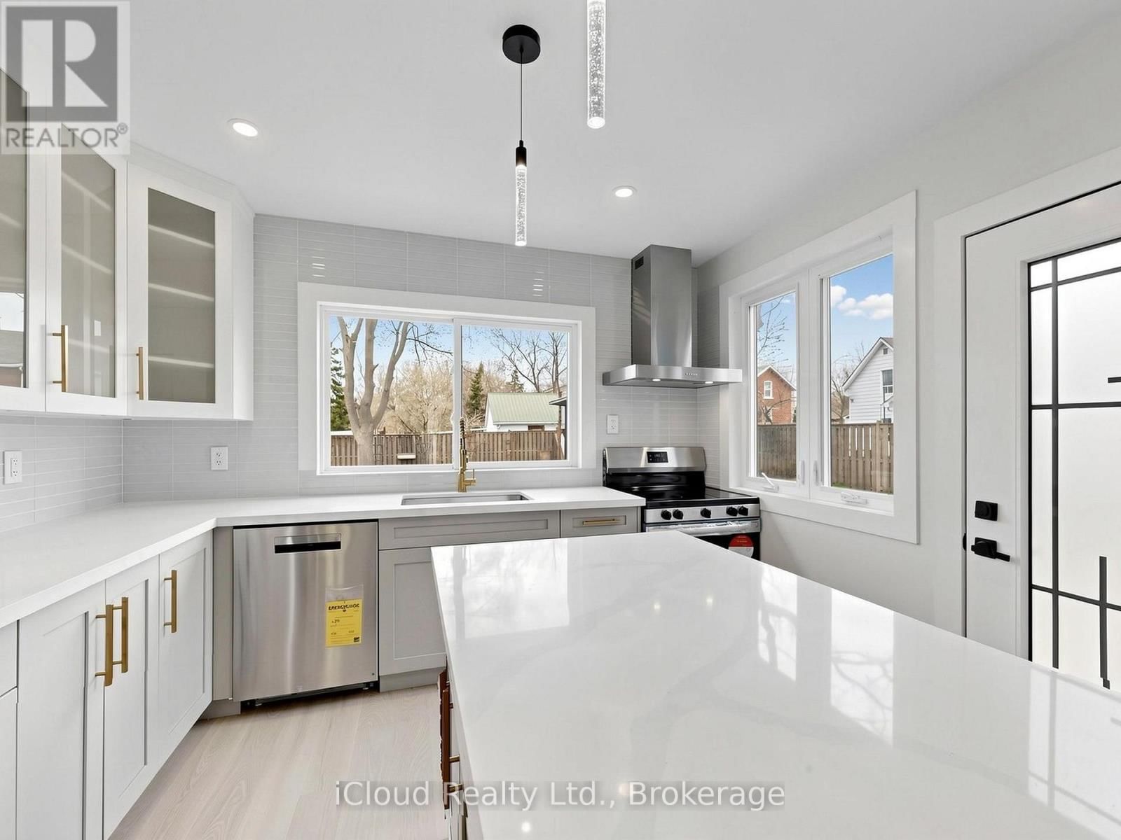 47 CHURCH STREET Image 14