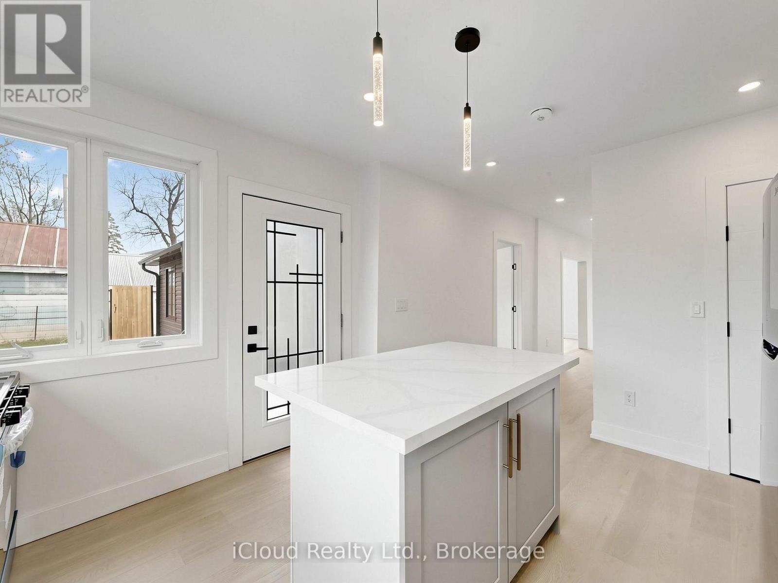 47 CHURCH STREET Image 20