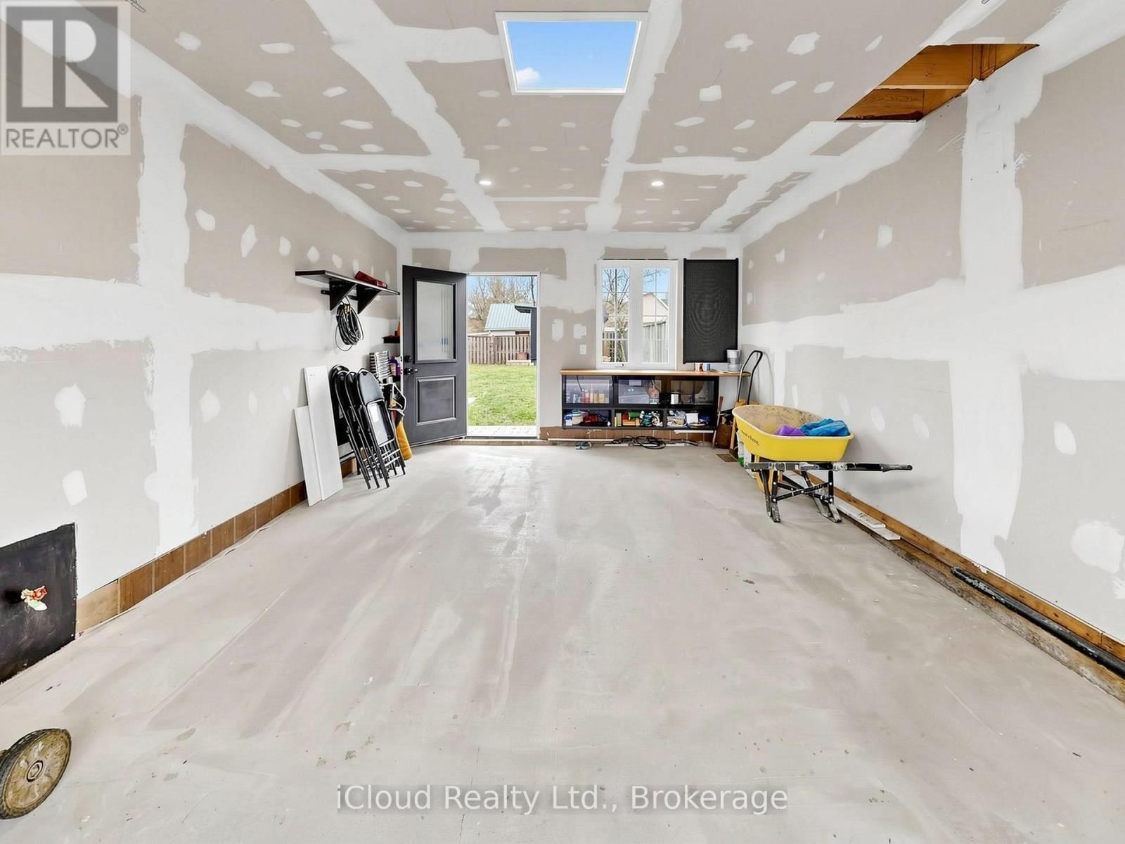 47 CHURCH STREET Image 46