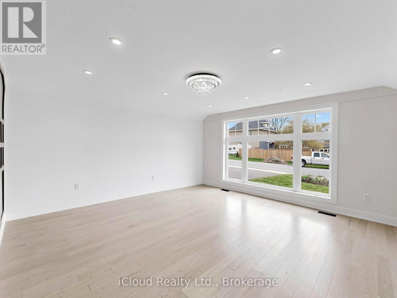 47 CHURCH STREET Image 9