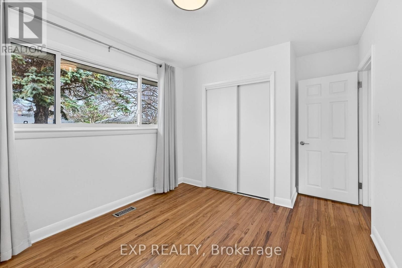 390 MCEWEN DRIVE Image 19