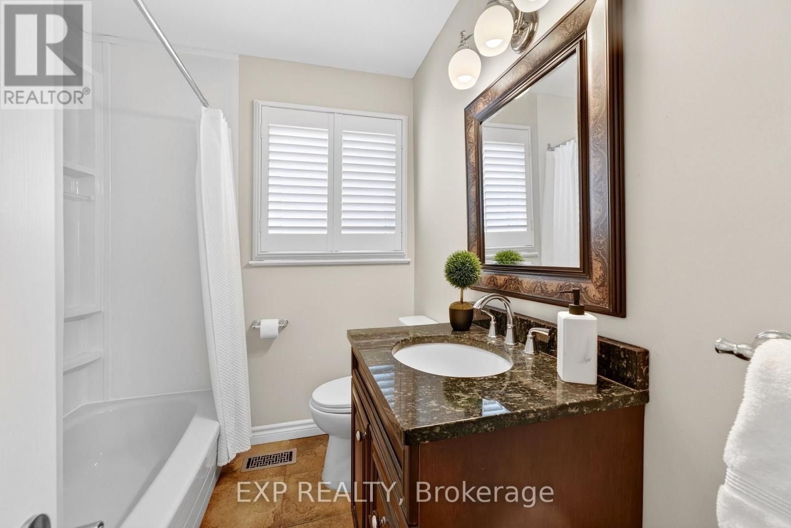 390 MCEWEN DRIVE Image 23