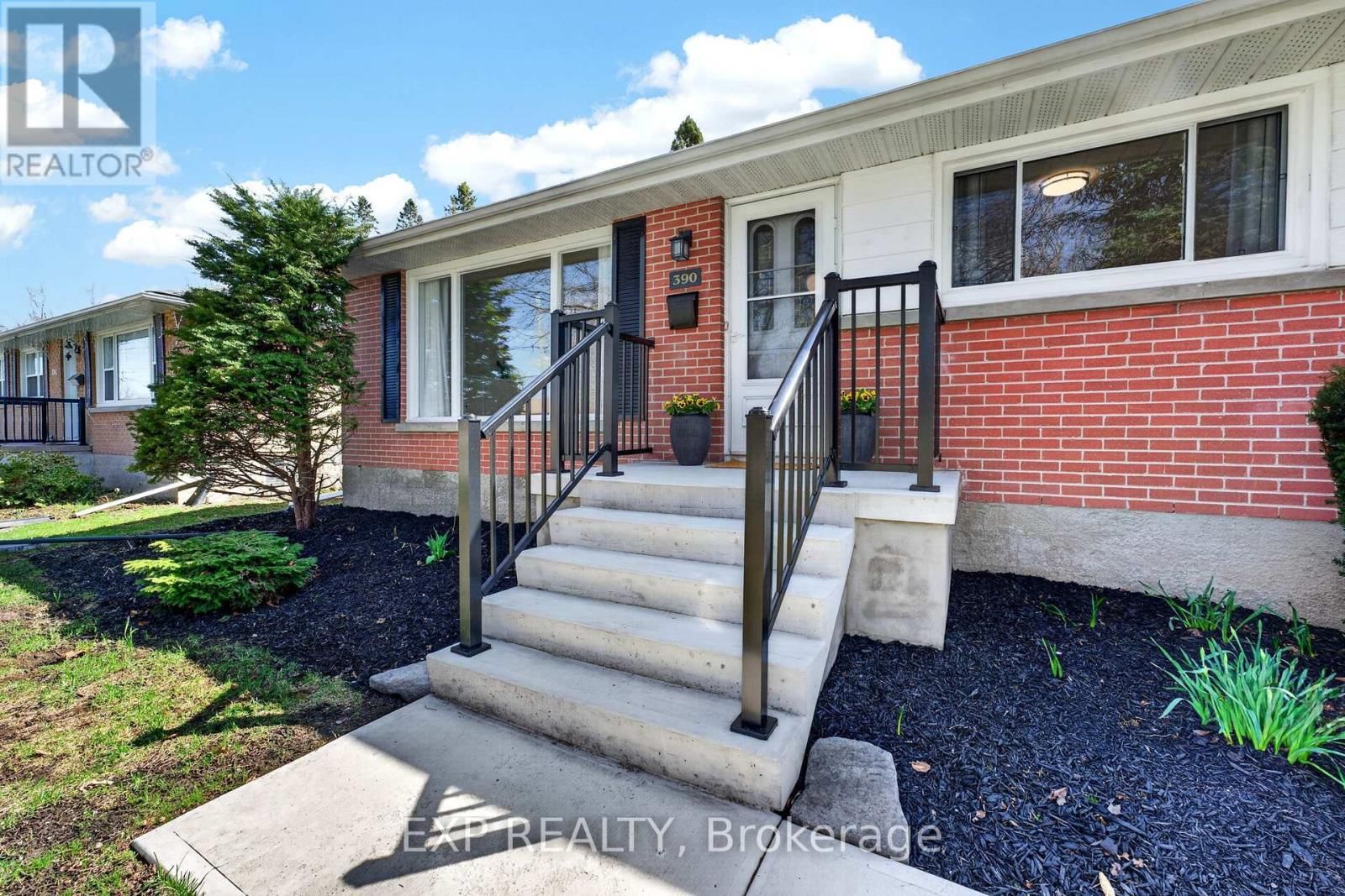 390 MCEWEN DRIVE Image 3