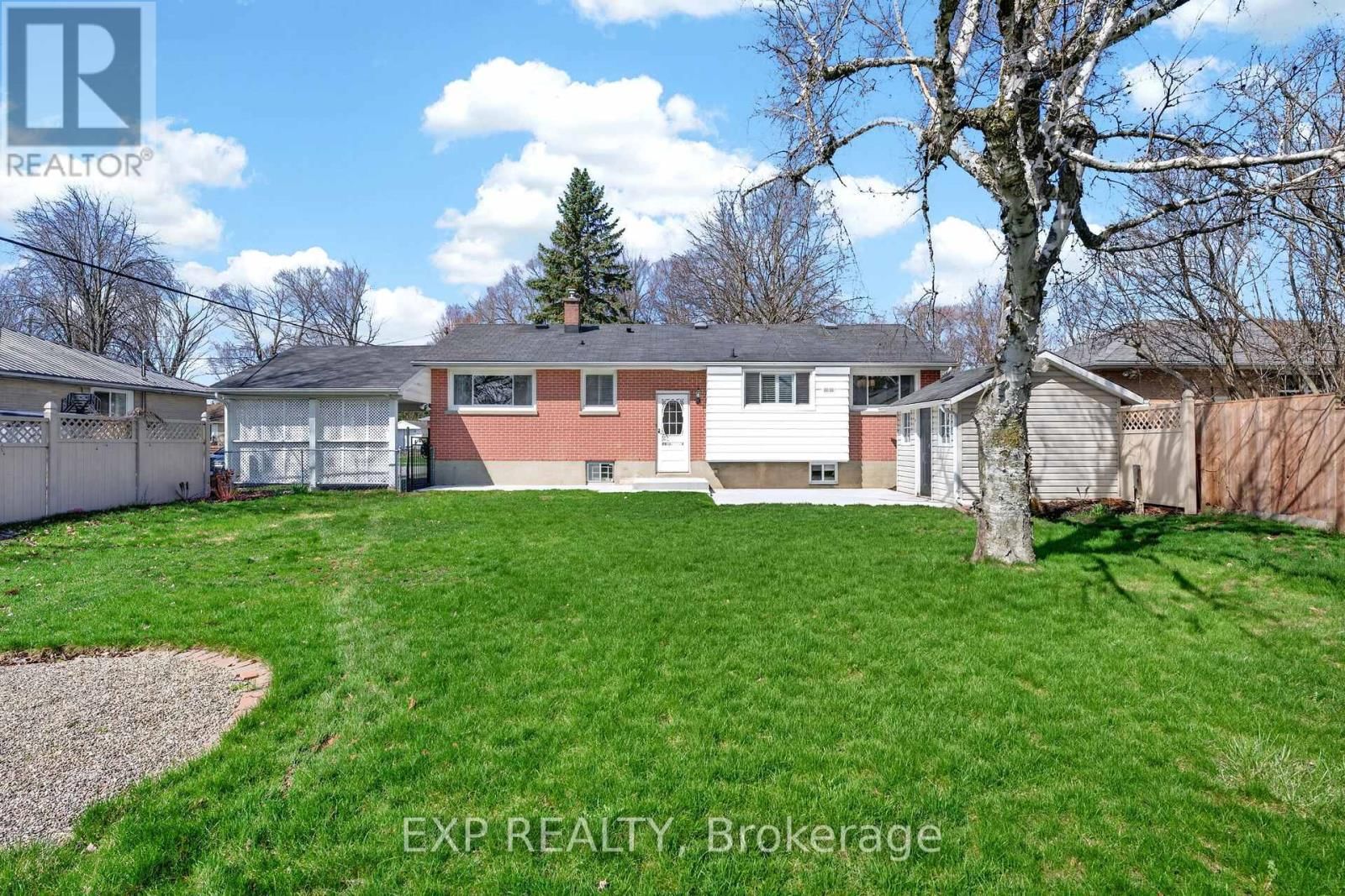 390 MCEWEN DRIVE Image 33