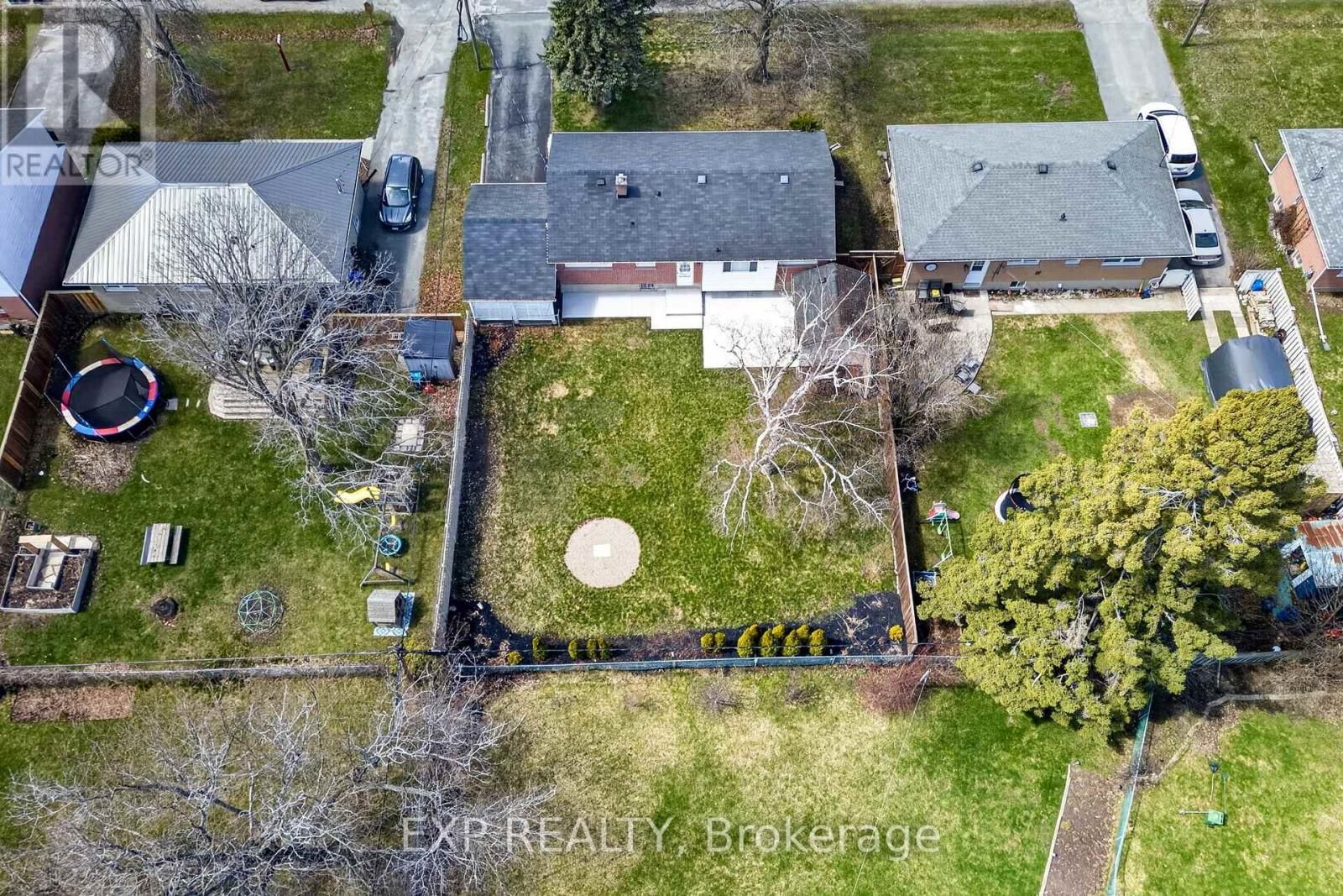 390 MCEWEN DRIVE Image 35