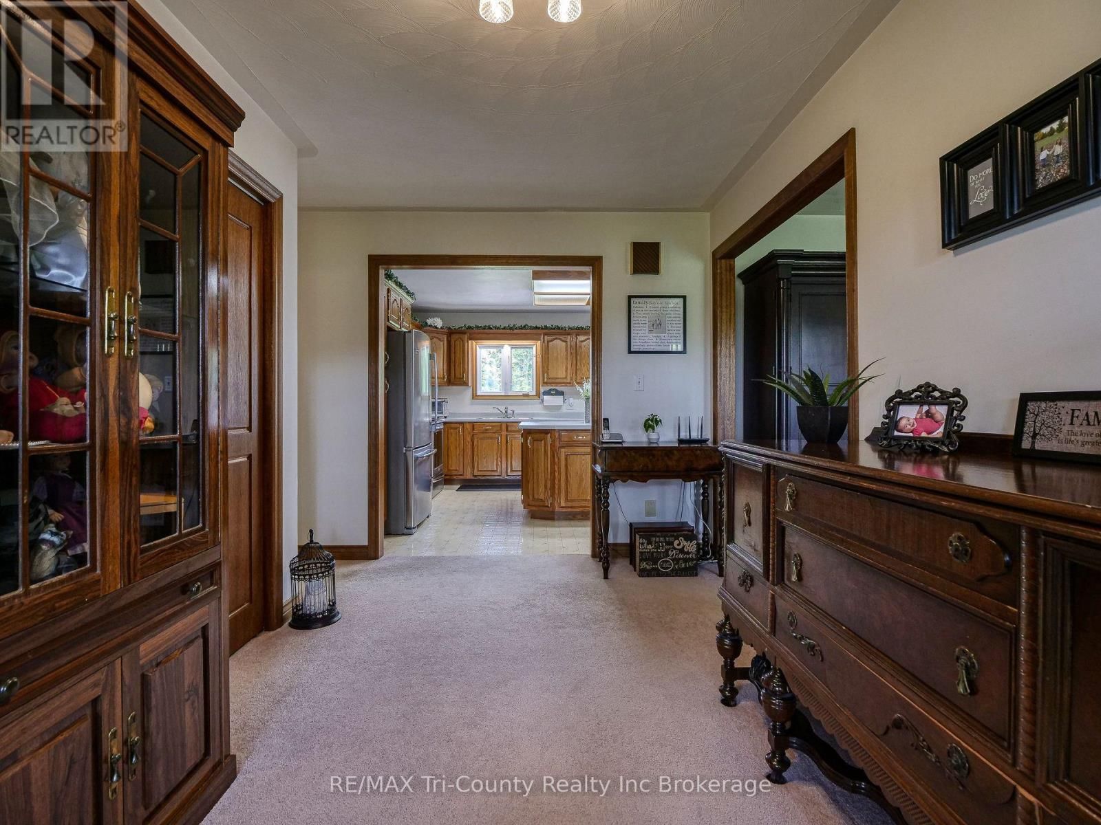 916 NORFOLK COUNTY 28 ROAD Image 15