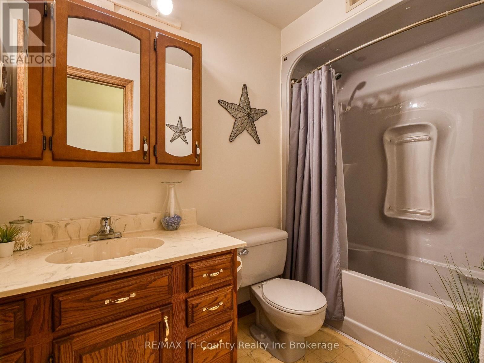 916 NORFOLK COUNTY 28 ROAD Image 24