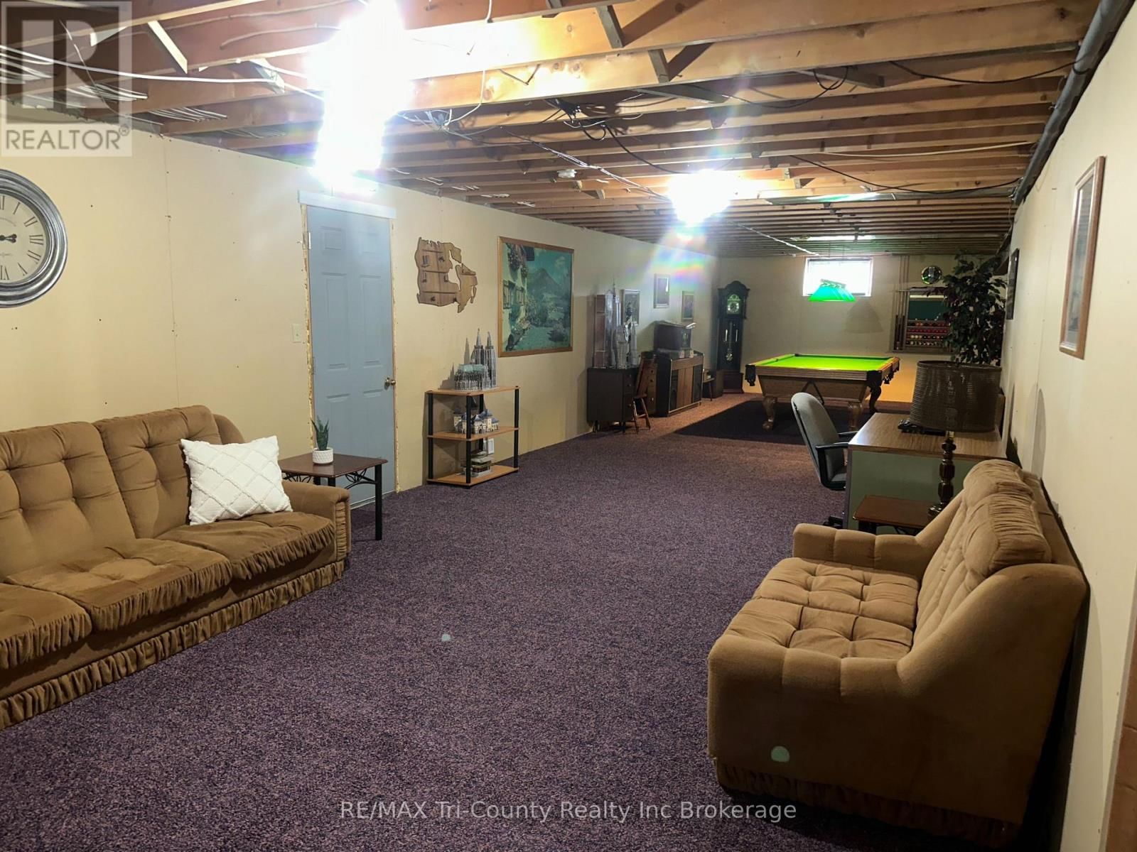 916 NORFOLK COUNTY 28 ROAD Image 32