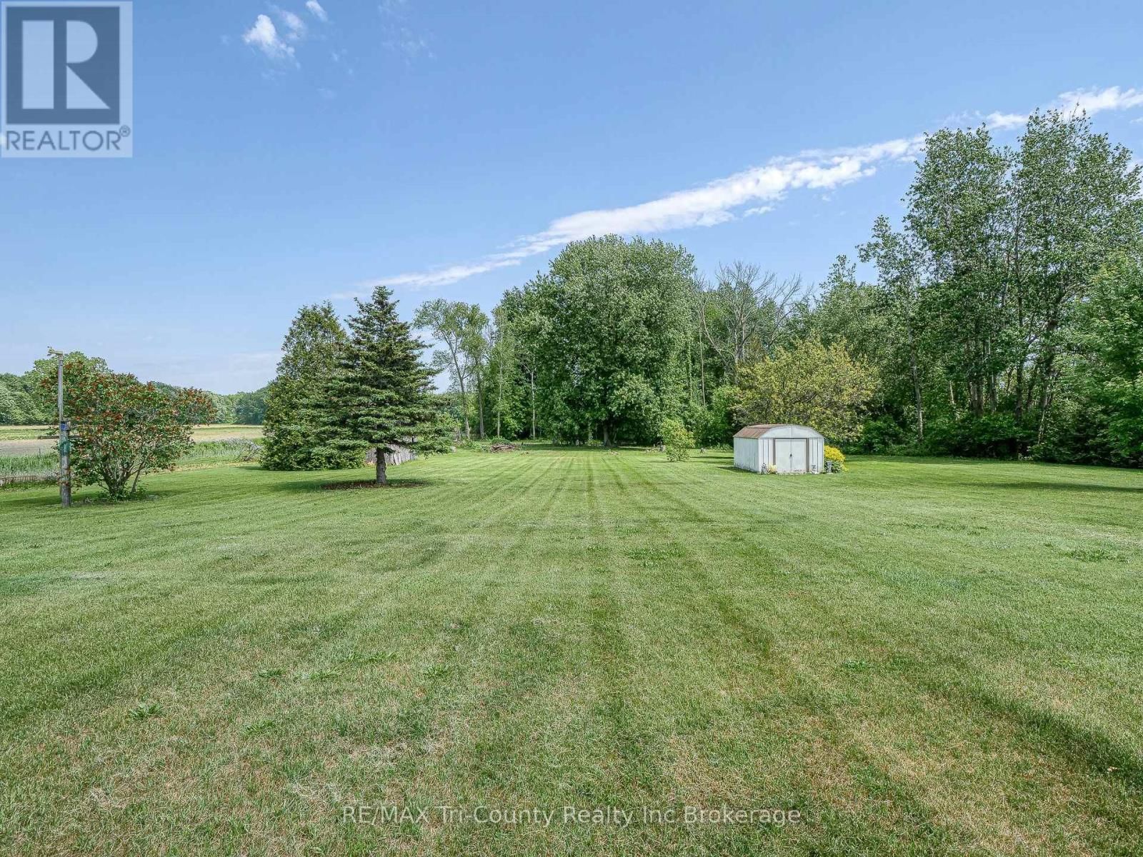 916 NORFOLK COUNTY 28 ROAD Image 35