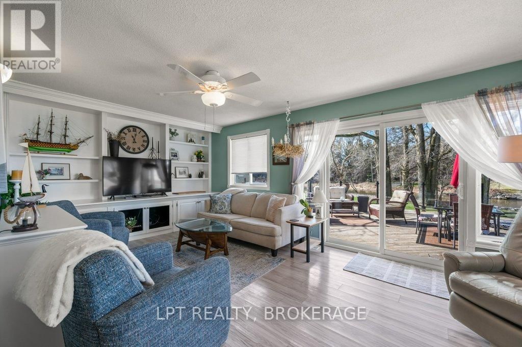 1137i COUNTY 9 ROAD Image 12