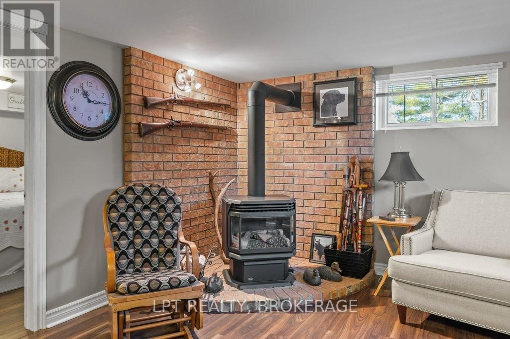 1137i COUNTY 9 ROAD Image 22