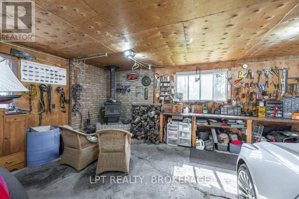 1137i COUNTY 9 ROAD Image 38