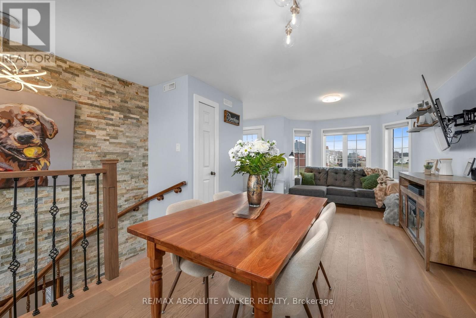 113 RICHARD STREET Image 7