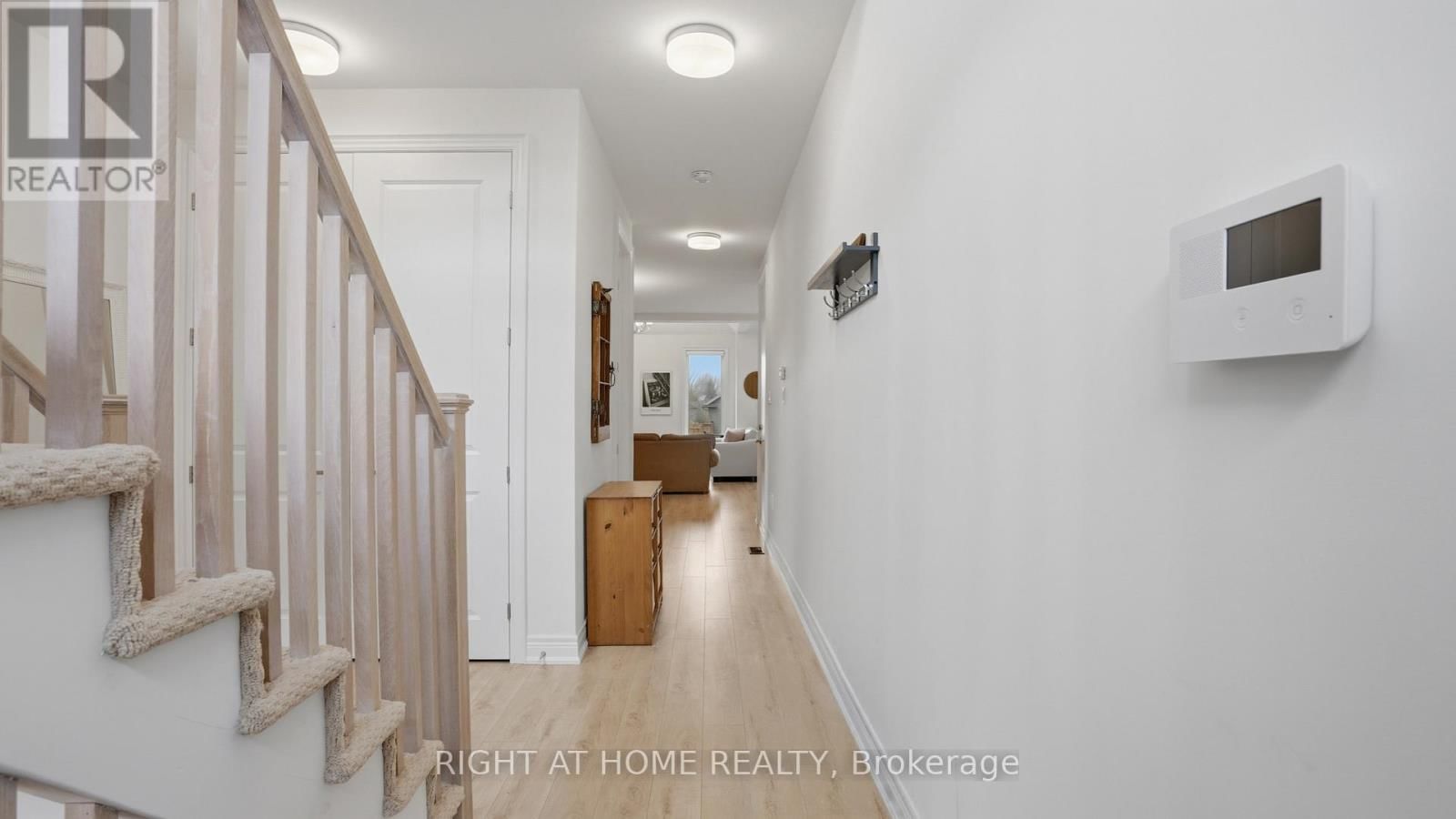 14 PARADISE GROVE Image 3