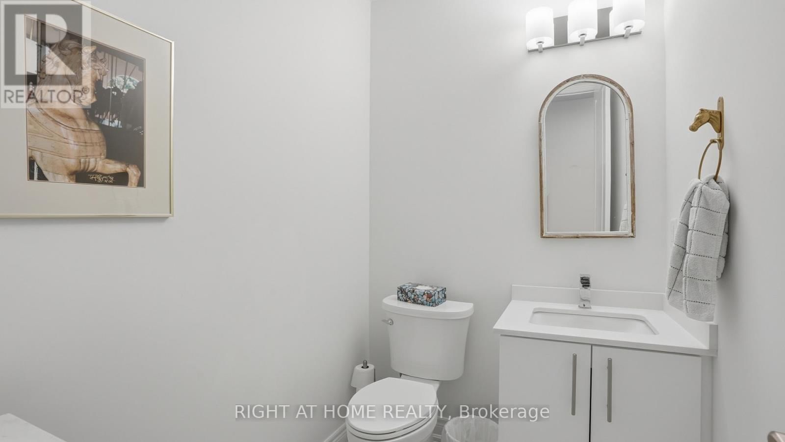 14 PARADISE GROVE Image 4