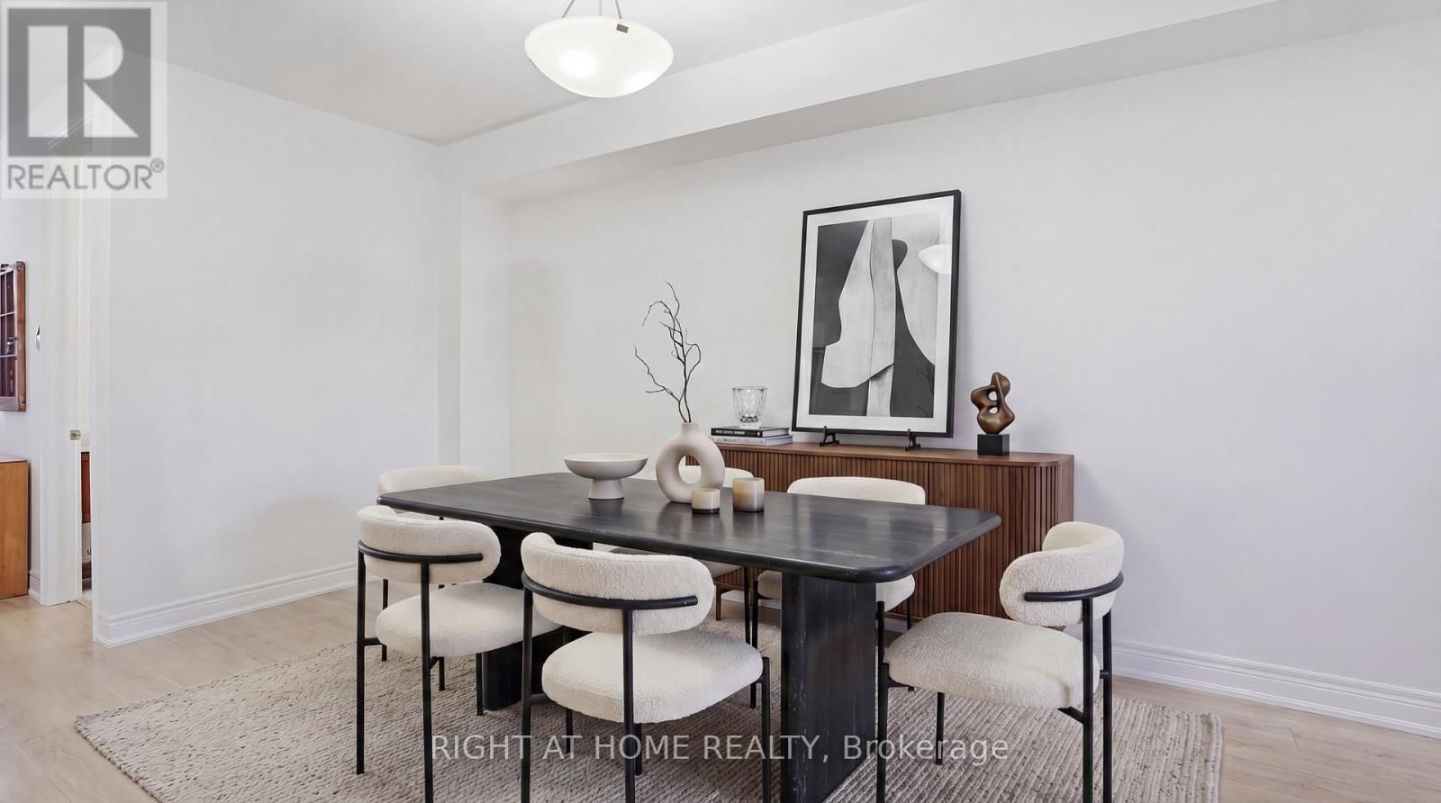 14 PARADISE GROVE Image 5