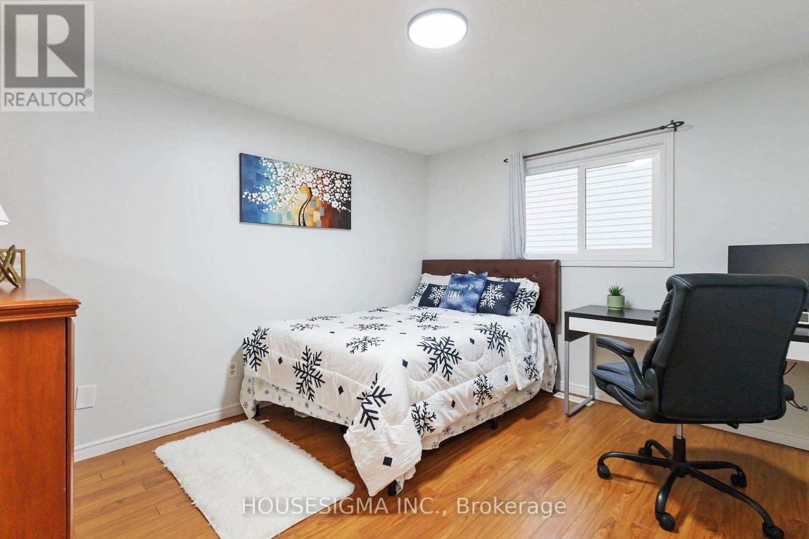 220 KILLARNEY GROVE Image 19