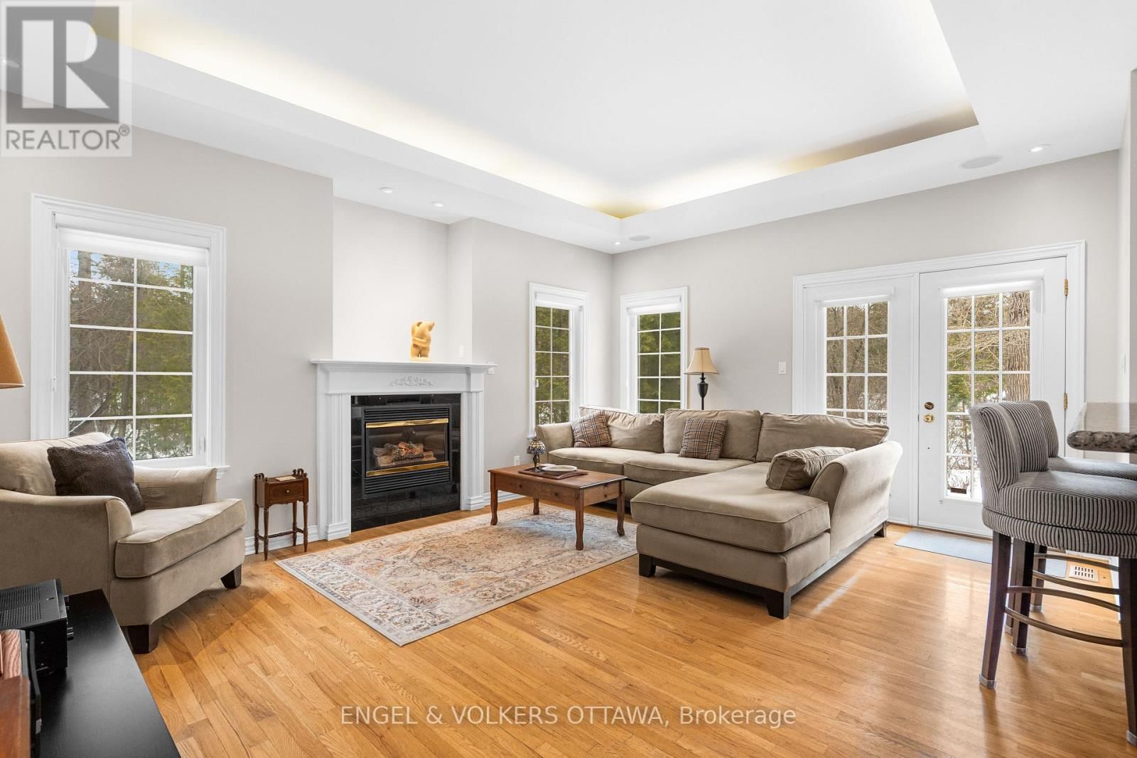 5 COUNTRYSIDE GREEN Image 17