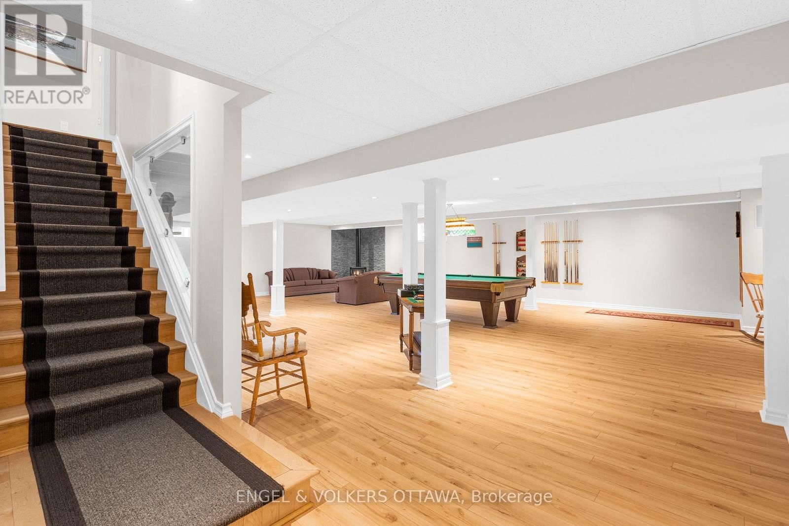 5 COUNTRYSIDE GREEN Image 32