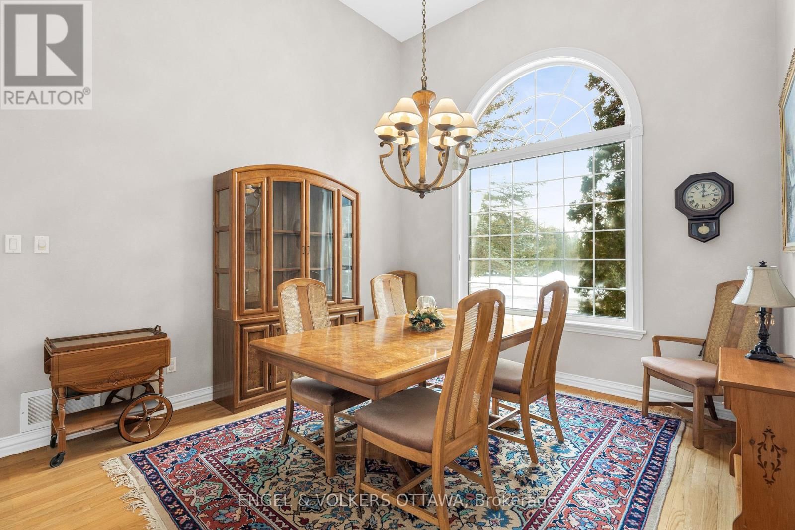 5 COUNTRYSIDE GREEN Image 8