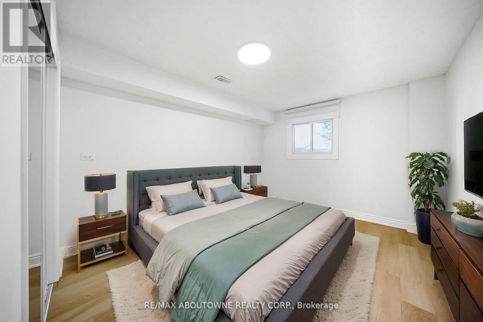 7238 PARKDALE STREET Image 20