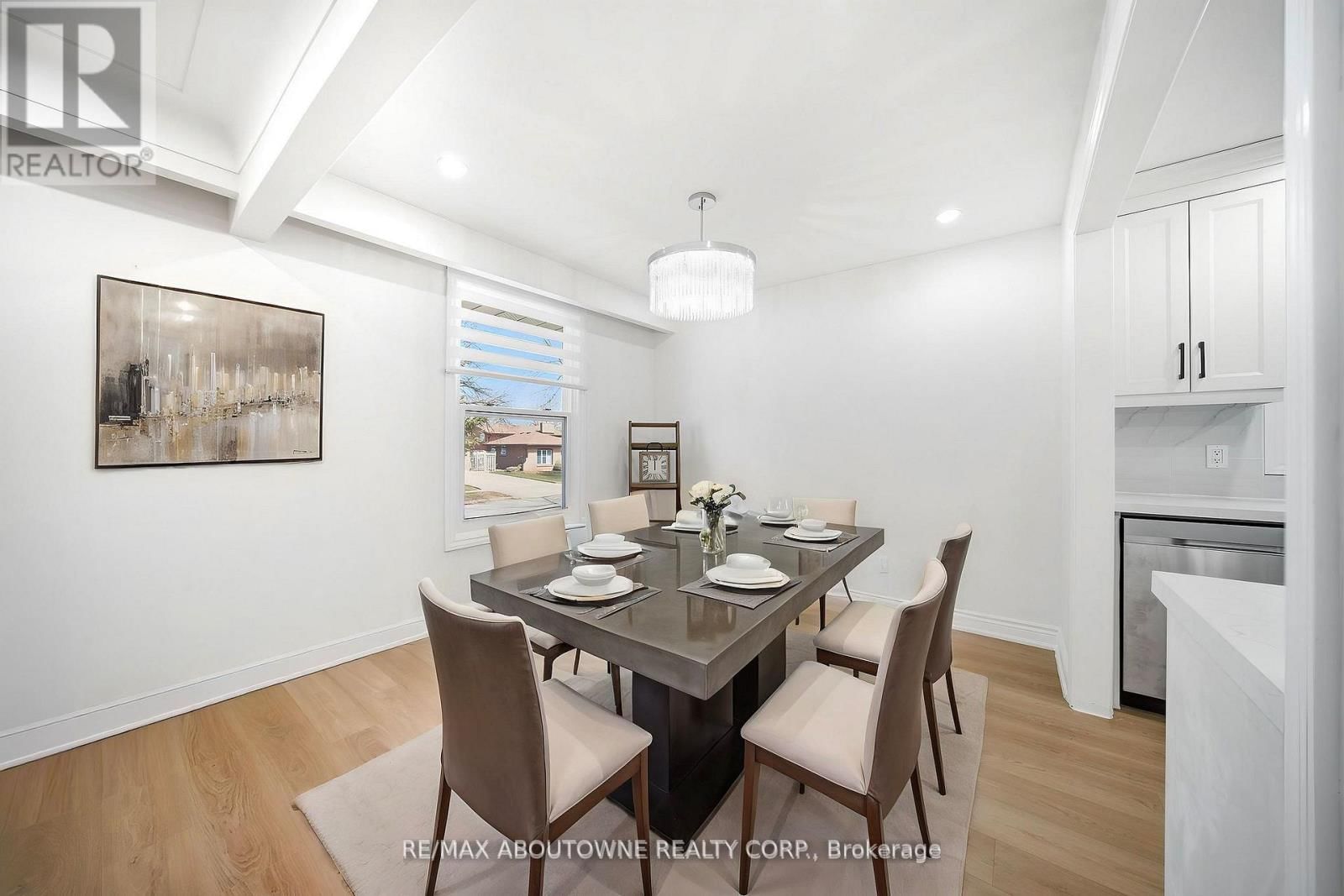 7238 PARKDALE STREET Image 5