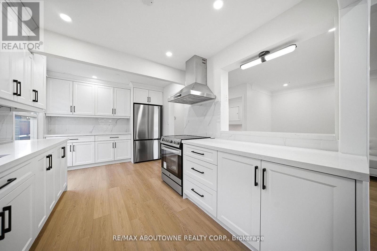 7238 PARKDALE STREET Image 8