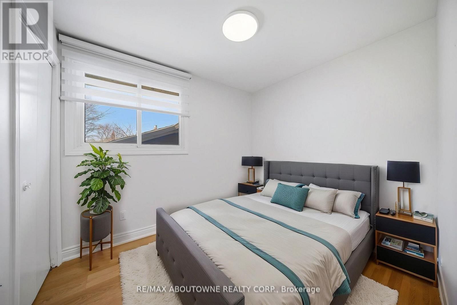 7238 PARKDALE STREET Image 9