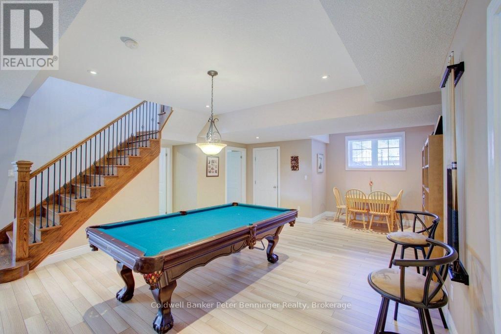 196 BIRCHWOOD AVENUE Image 31