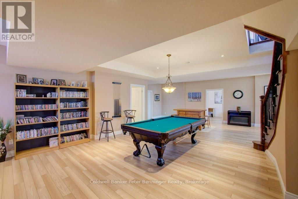 196 BIRCHWOOD AVENUE Image 33