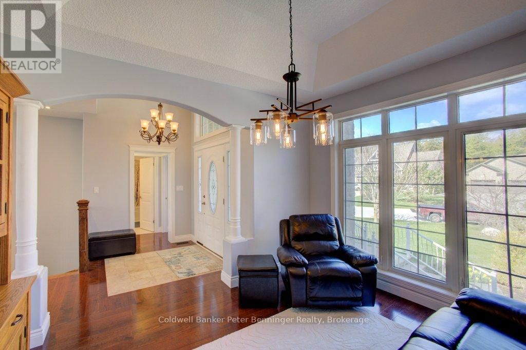 196 BIRCHWOOD AVENUE Image 8