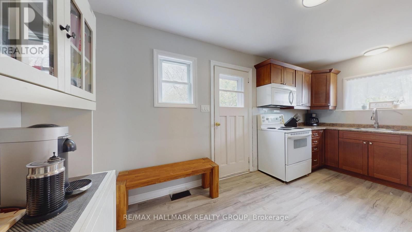 24 SCHOFIELD AVENUE Image 12