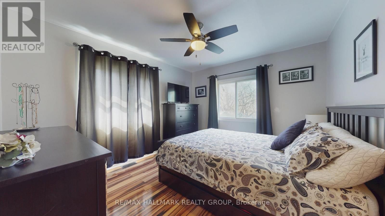 24 SCHOFIELD AVENUE Image 20