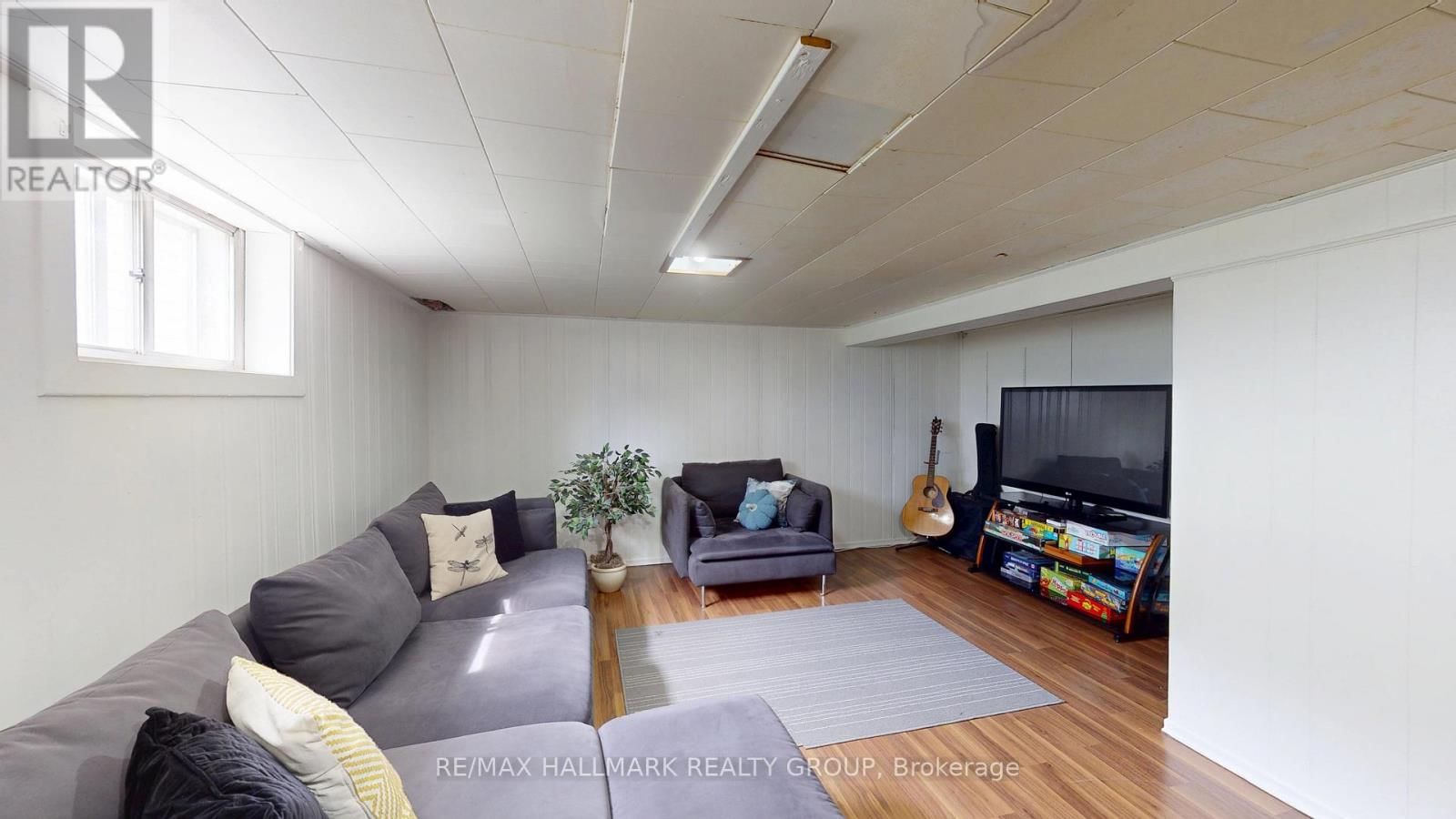 24 SCHOFIELD AVENUE Image 35