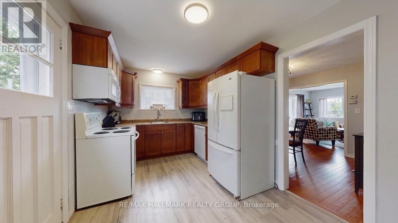 24 SCHOFIELD AVENUE Image 9