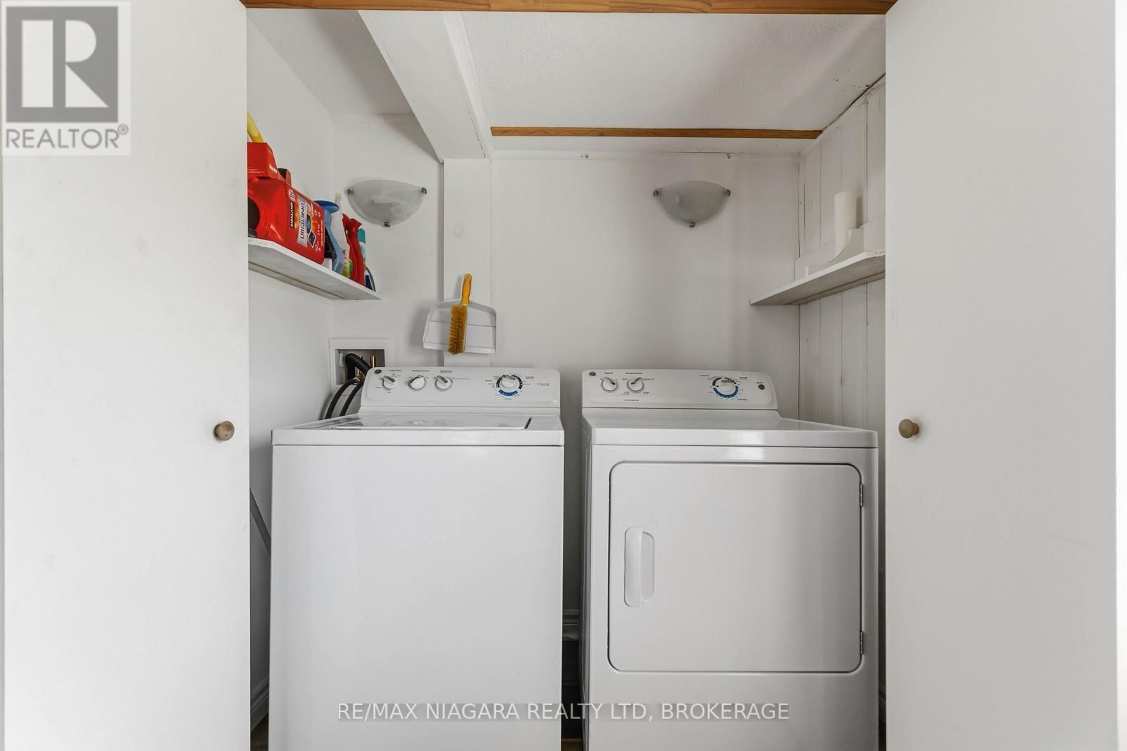 4 ROSSIE PLACE Image 24