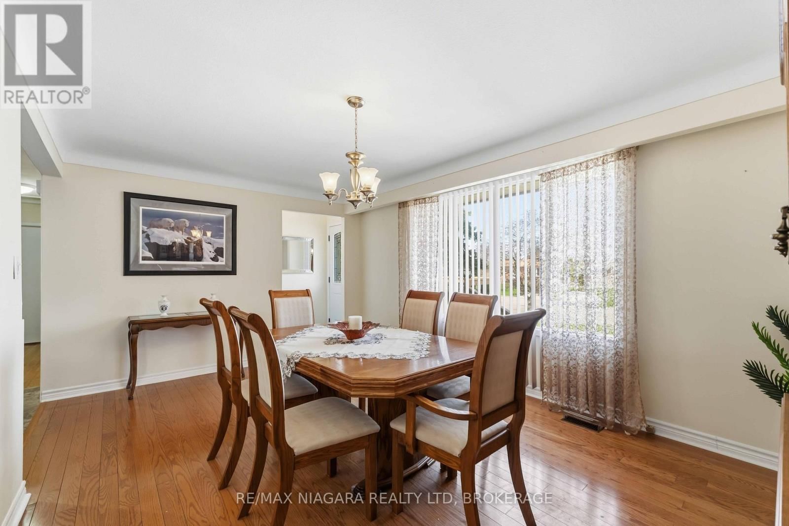 4 ROSSIE PLACE Image 6