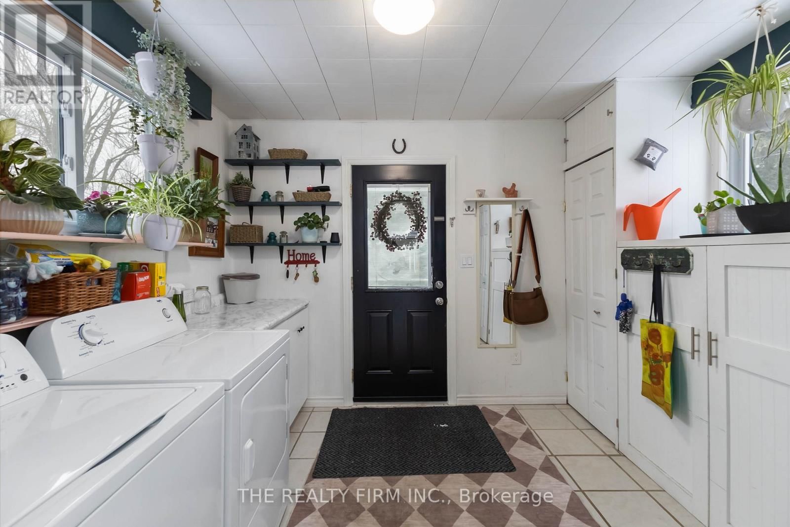 352 HALE STREET Image 22