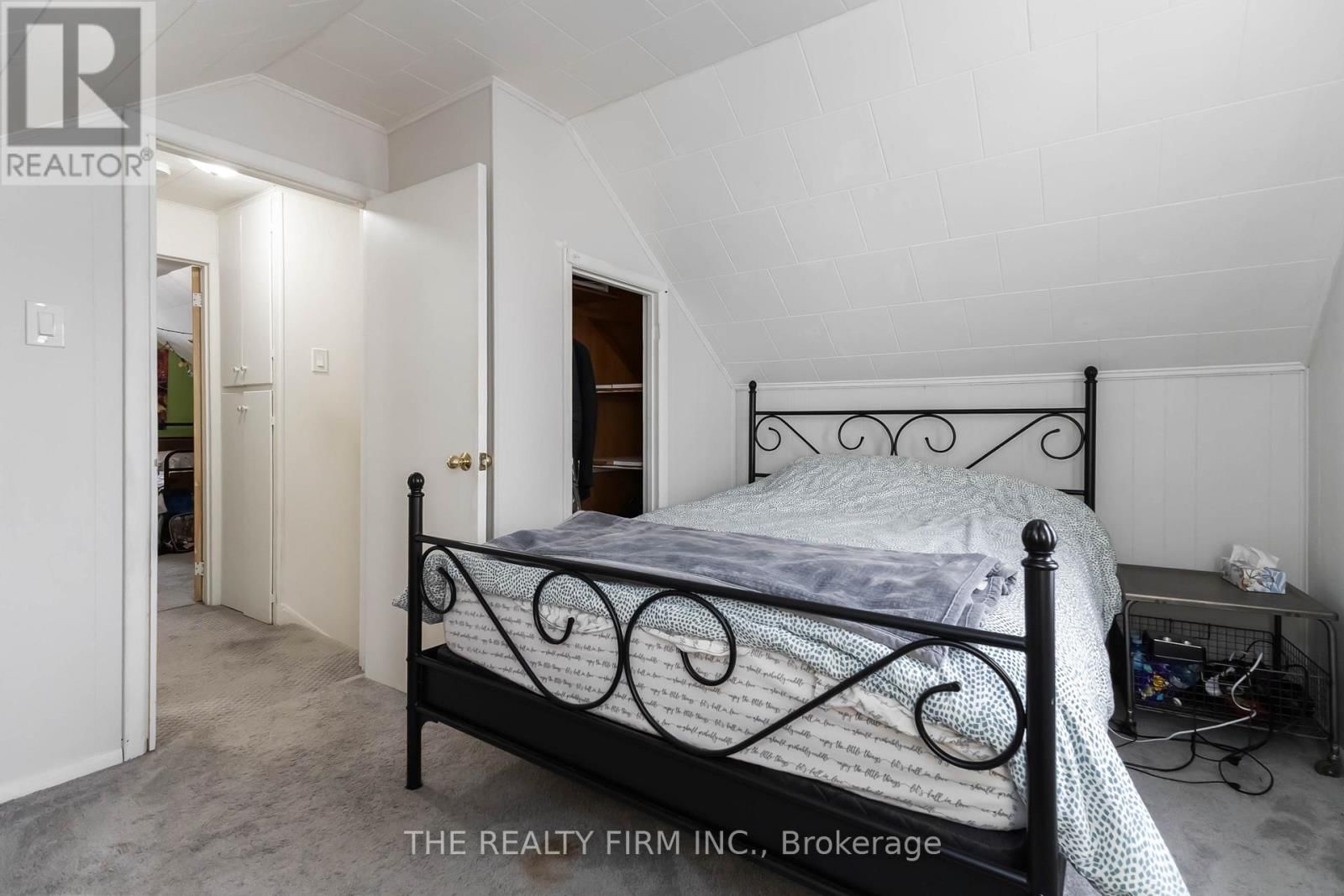 352 HALE STREET Image 29