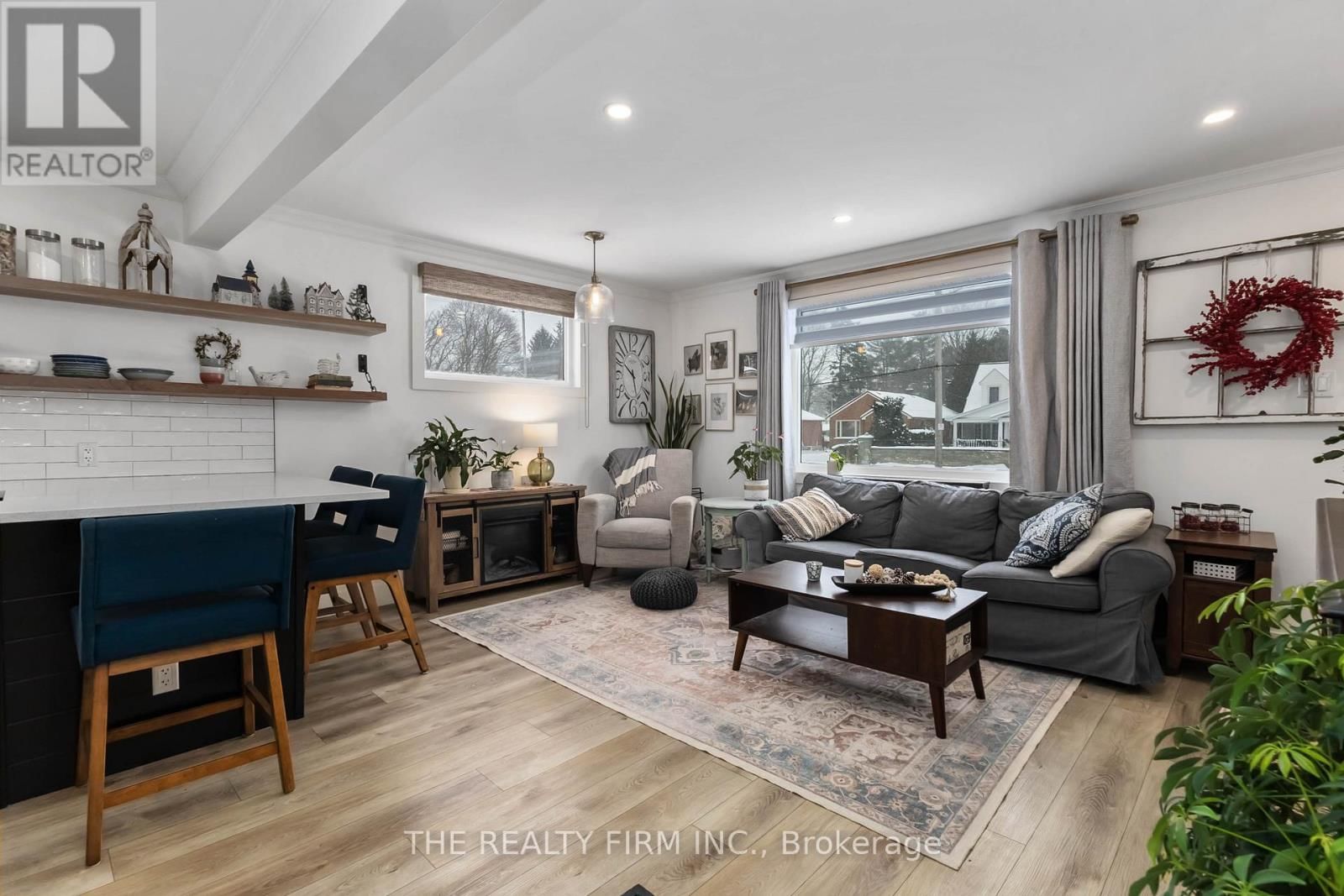 352 HALE STREET Image 5