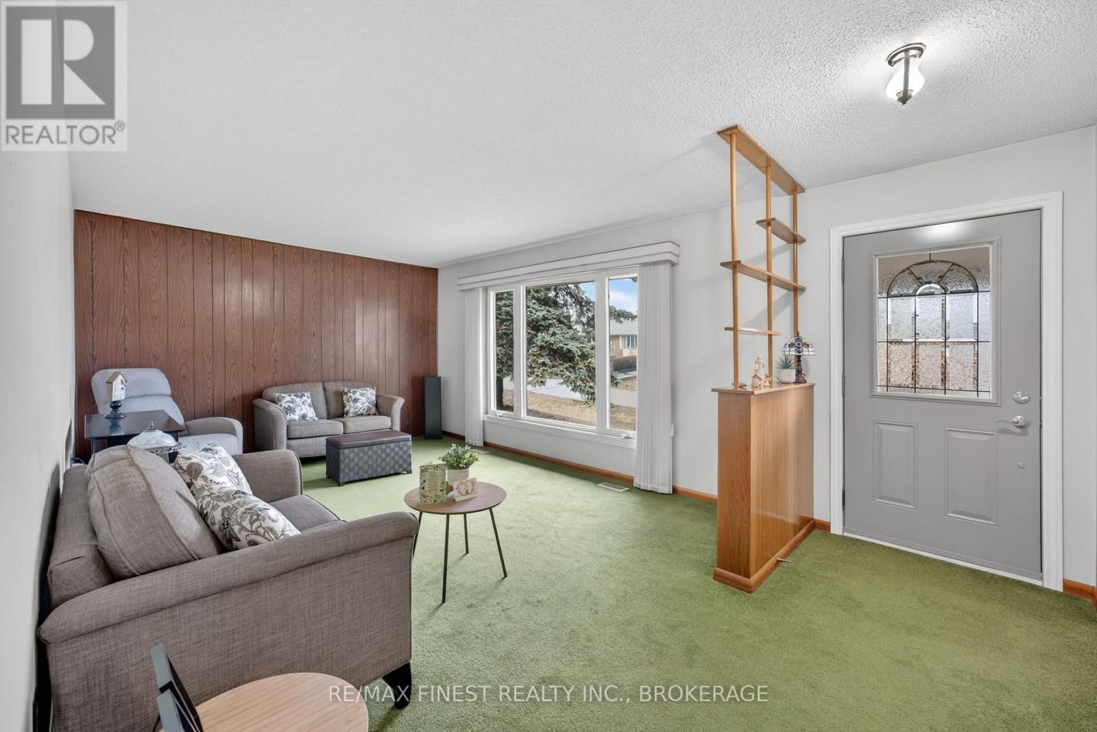 30 OXFORD CRESCENT Image 11