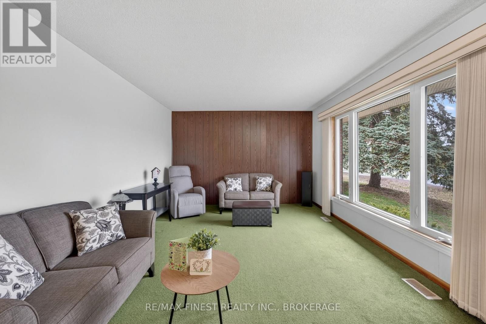 30 OXFORD CRESCENT Image 13