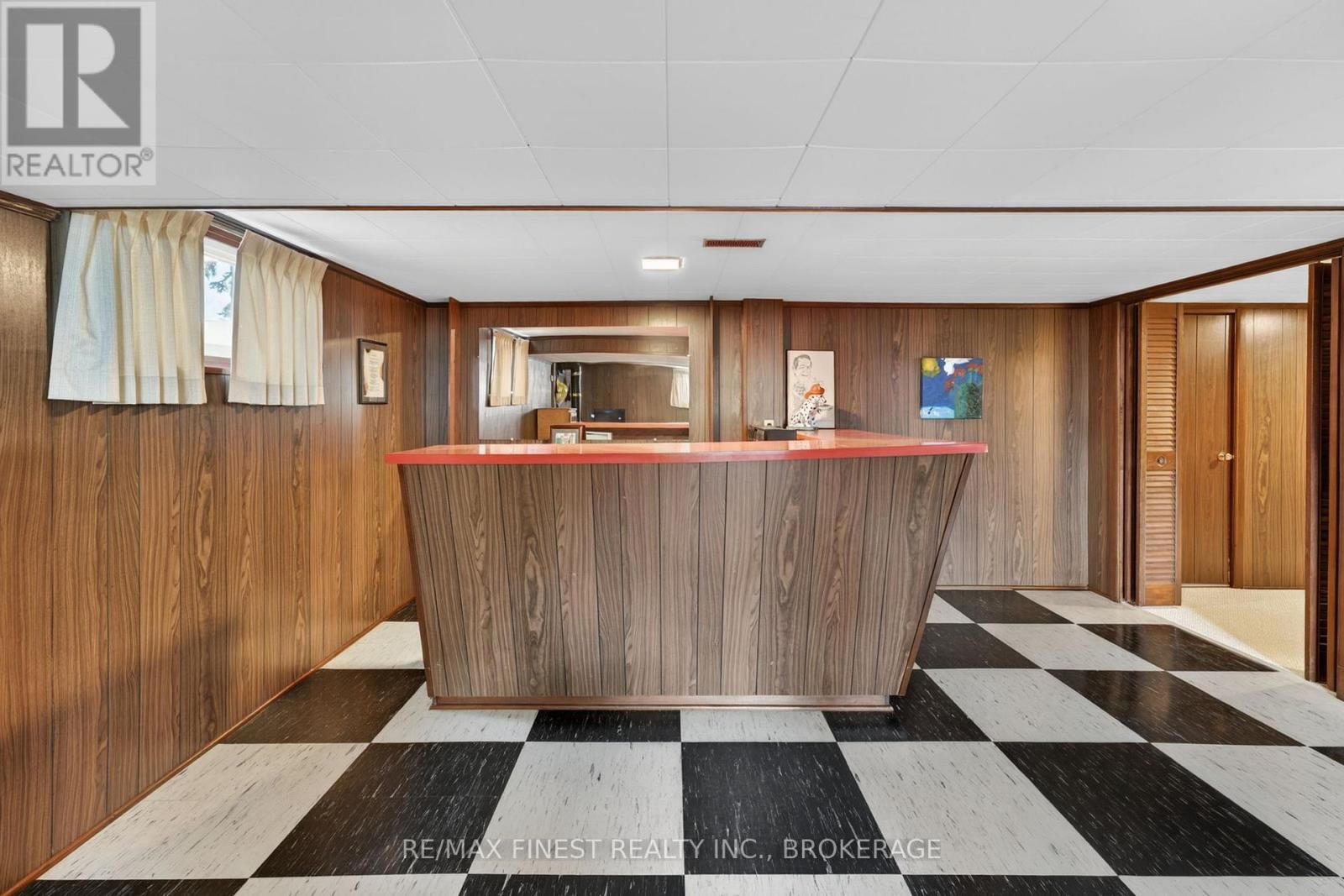 30 OXFORD CRESCENT Image 23